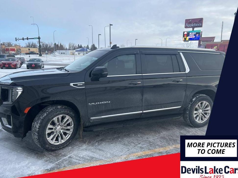 GMC YUKON XL 2022 1GKS2GKD4NR271923 image